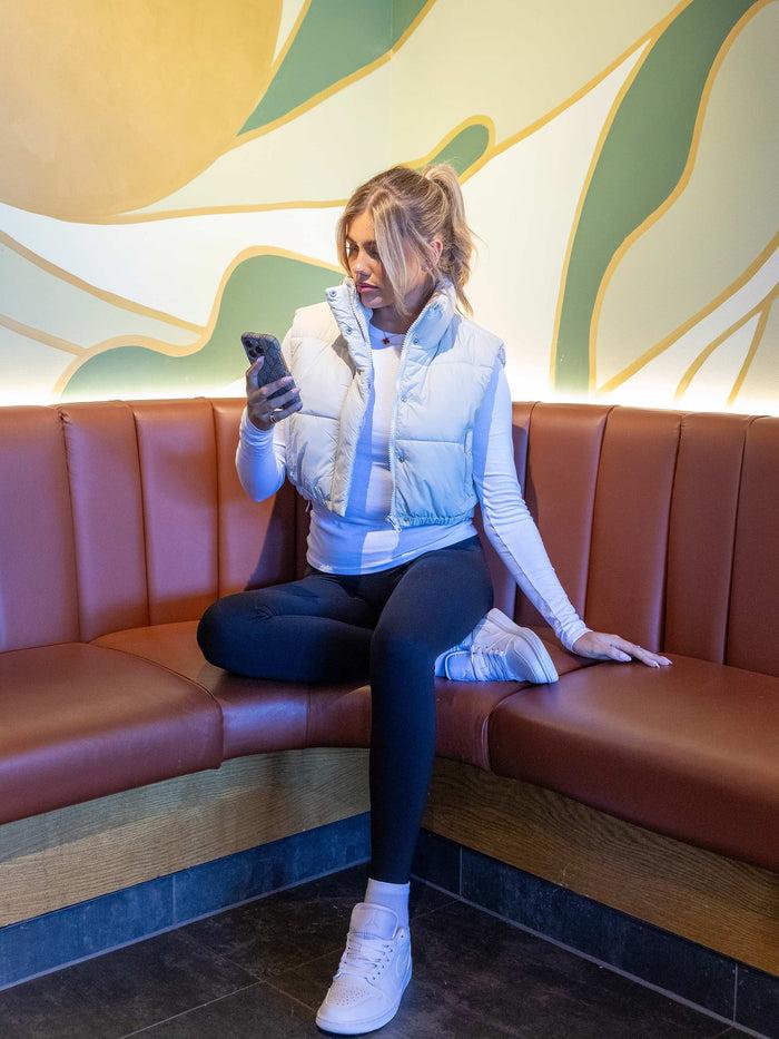 Enzo Jeans Crop Puffer Gilet - Off White