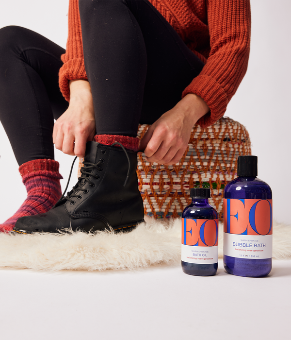 Eo Essential Oils Warm Embrace Bubble Bath In Rose Geranium