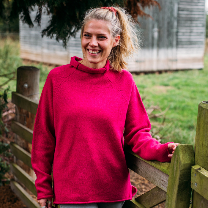 eribé Corry Ladies Ragland Sweater Ruby