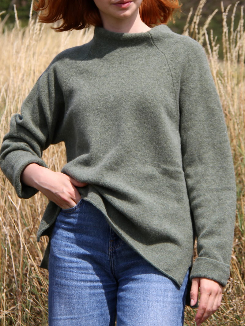 Eribé Corry Raglan Sweater
