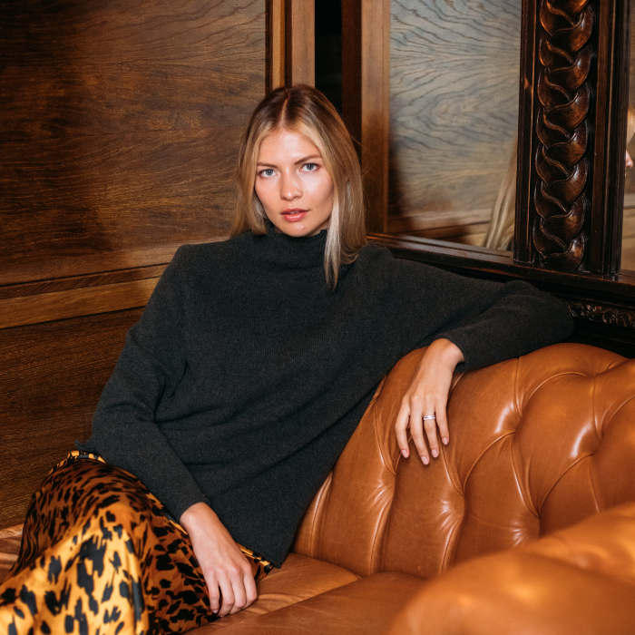 Eribé Corry Raglan Sweater