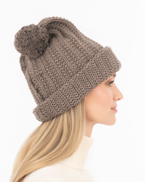 Eric Javits Beanie W/ Pom Pom Cream