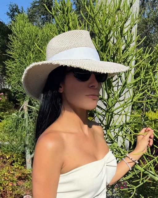 Eric Javits Fringe Pinch White Mix