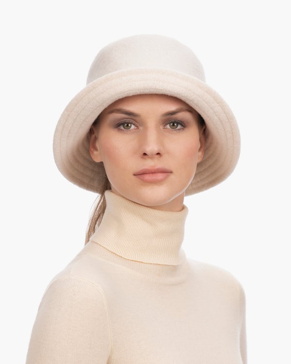 Eric Javits Wool Bucket Soft Cream