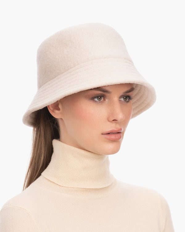 Eric Javits Wool Bucket Soft Cream