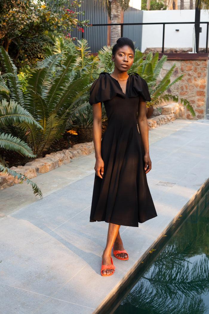 erre Black SWITCH Fit and Flare Dress