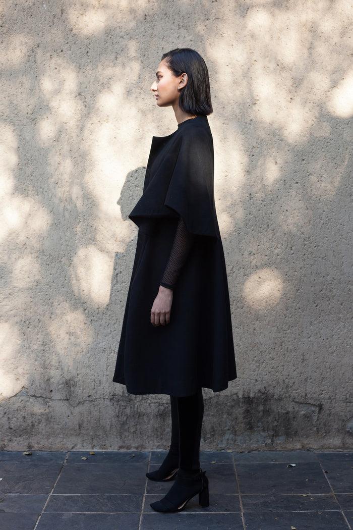 Erre Black Wool Cape Sleeve Coat