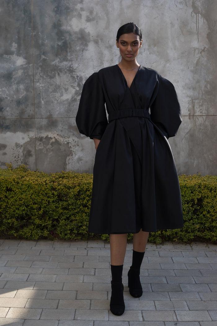 erre Spring 2022 - Black Protean Coat Dress