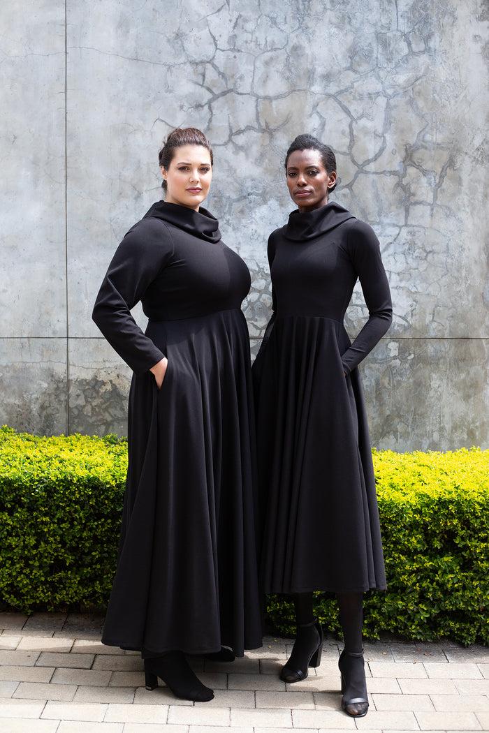 Erre The CURVE Fit And Flare Collar Maxi Dress - Black