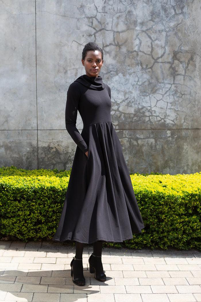 Erre The CURVE Fit And Flare Collar Midi Dress - Black