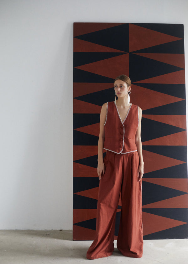 Escvdo AMALIA PANT | BROWN