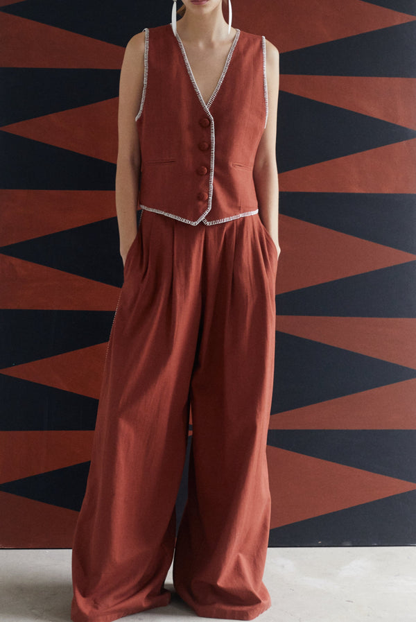 Escvdo AMALIA PANT | BROWN