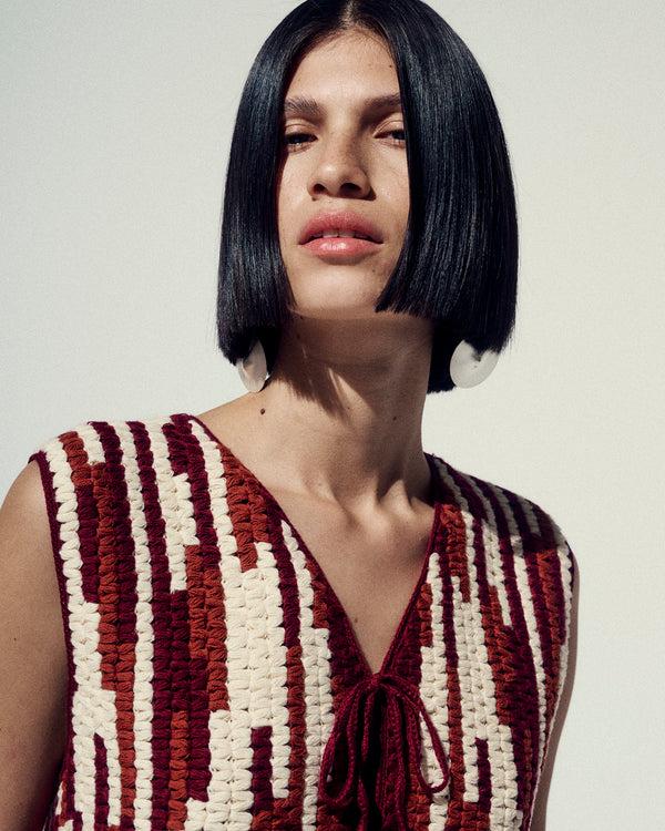 Escvdo ANADARA CROCHET VEST | BROWN-IVORY | PRE ORDER