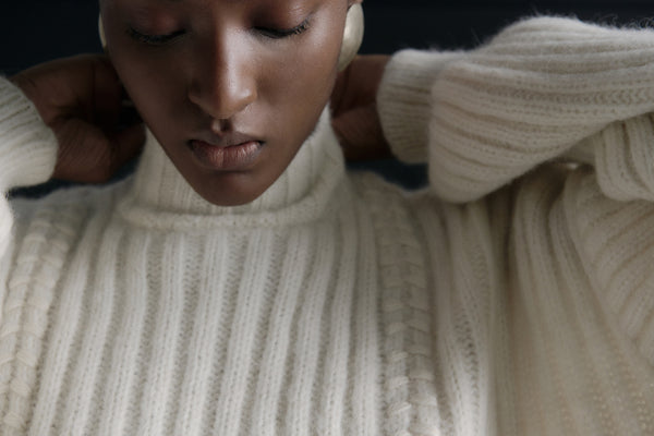 Escvdo MAYU SWEATER | IVORY