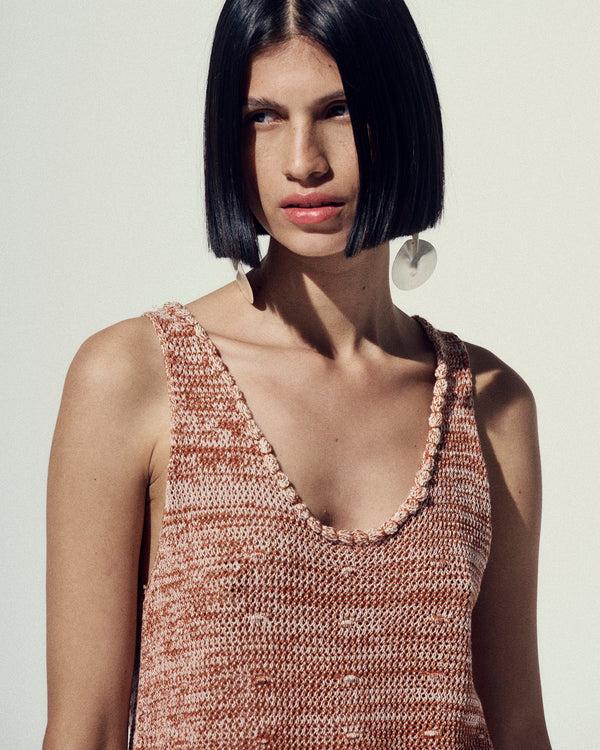 Escvdo OFRENDA TANK TOP | TOBACCO-IVORY