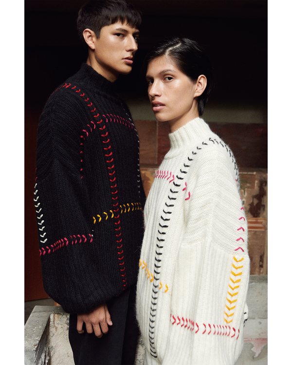 Escvdo PAJARA SWEATER | BLACK