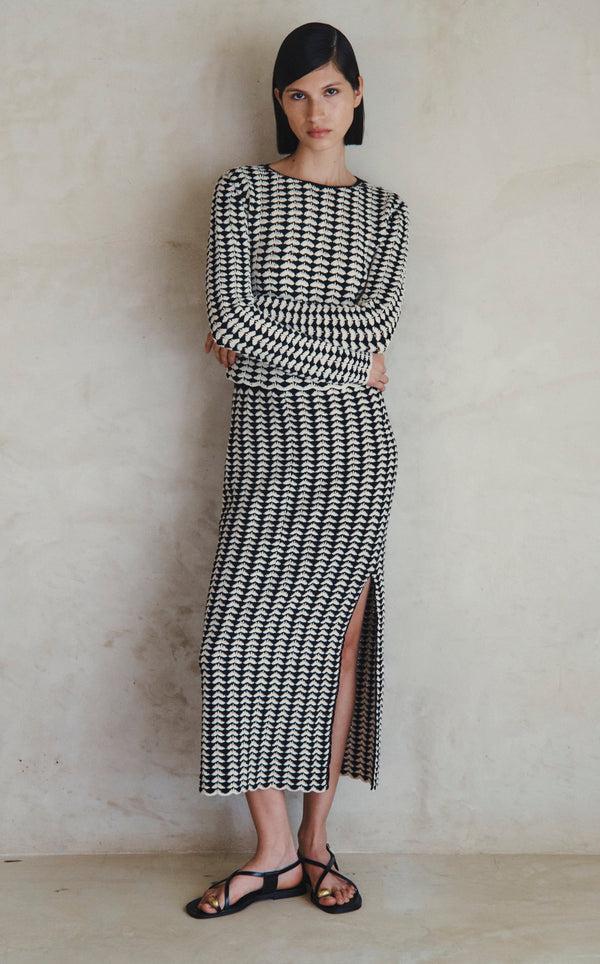 Escvdo TOTORA SET | BLACK IVORY