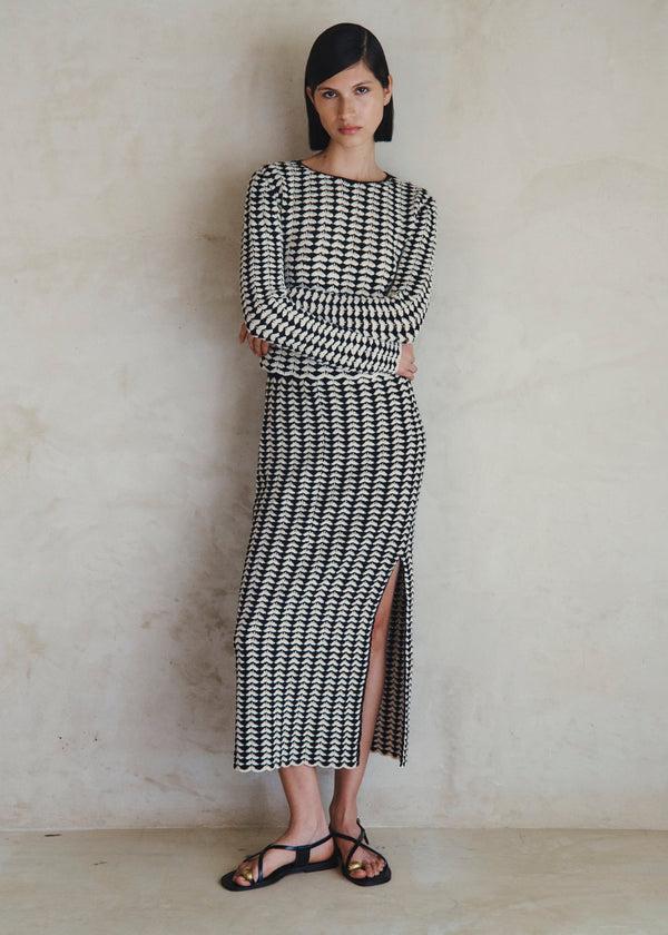 Escvdo TOTORA TOP | BLACK IVORY