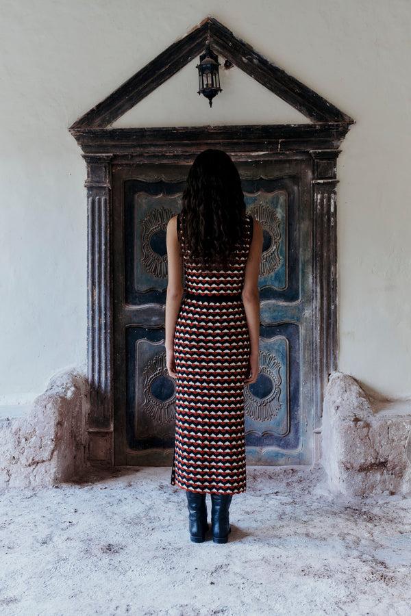 Escvdo KUNTUR SLEEVELESS TOP | BLACK - BURGUNDY - IVORY | PRE ORDER