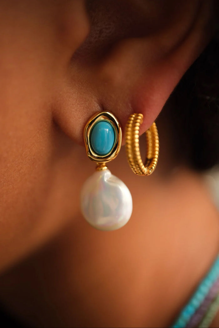 Eshvi Pearl Earrings