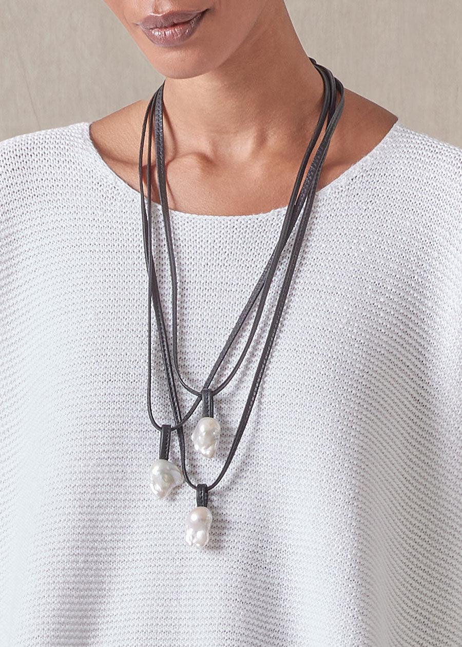 Eskandar 3 Strand Freshwater Farmed Pearls Necklace 3pearls