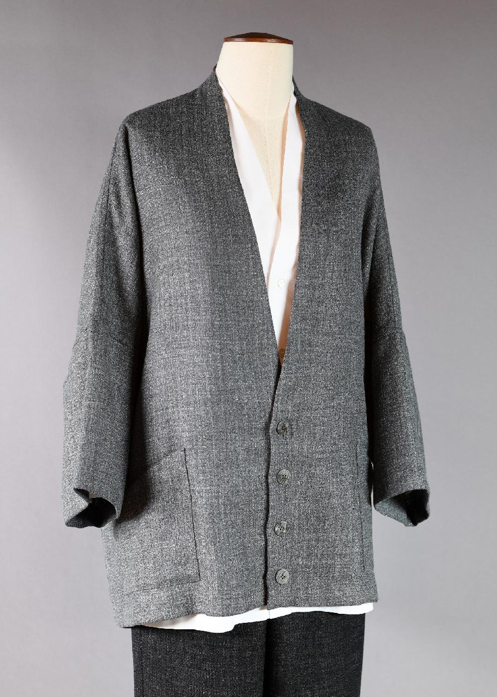 eskandar alpaca wool mix 3/4 sleeve sloped shoulder deep v-neck jacket - long