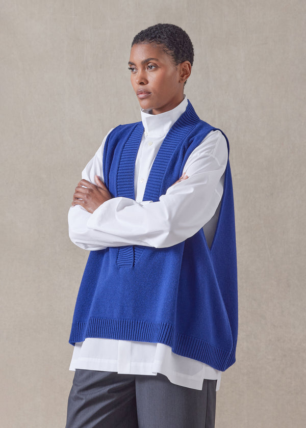 Eskandar Cashmere A-line Sleeveless Deep V-neck - Mid Plus