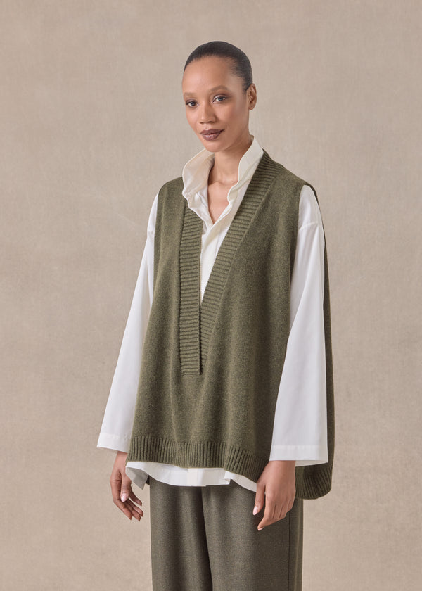 Eskandar Cashmere A-line Sleeveless Deep V-neck - Mid Plus