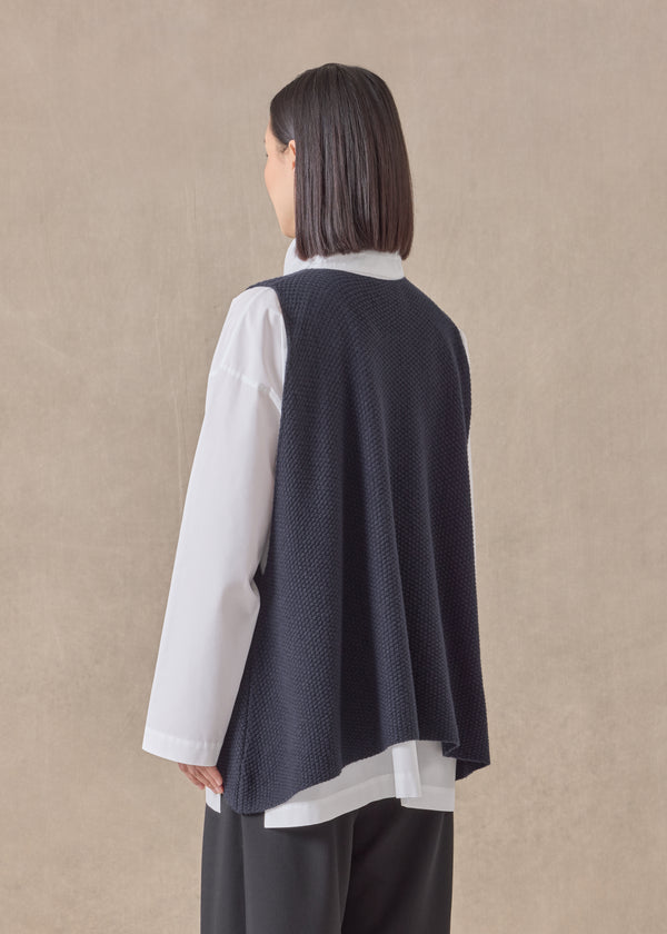 Eskandar Cashmere A-line Sleeveless Round Neck - Mid Plus