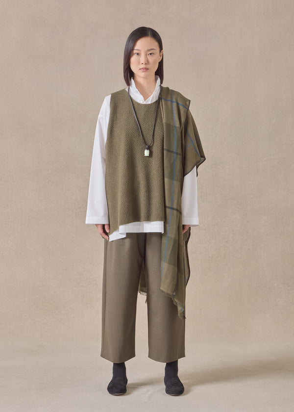 eskandar cashmere a-line sleeveless round neck - mid plus