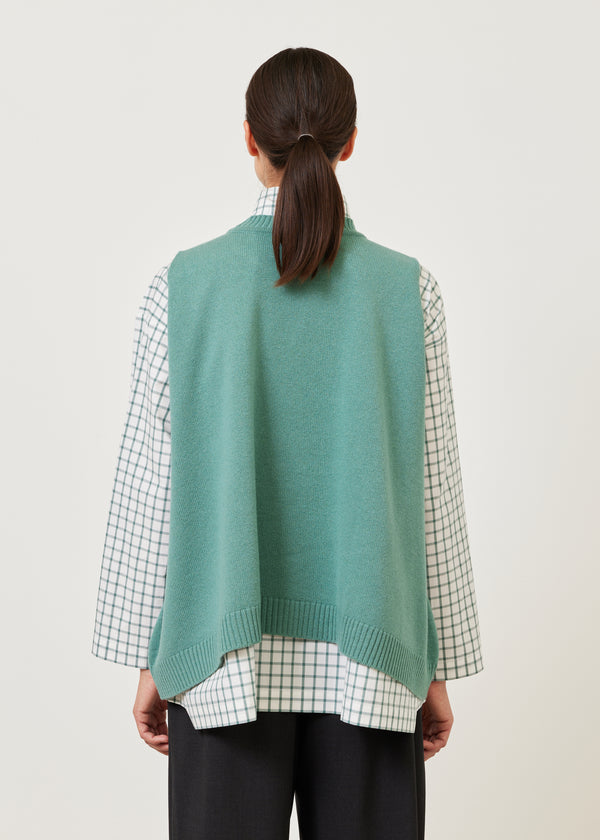 Eskandar Cashmere A-line Sleeveless Round Neck Sweater - Mid Plus