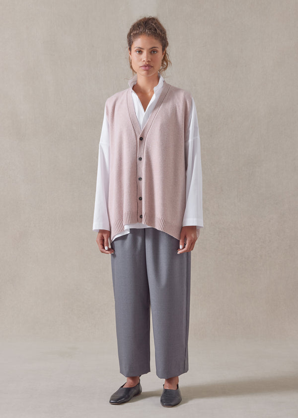 eskandar cashmere a-line sleeveless v-neck cardigan - mid plus