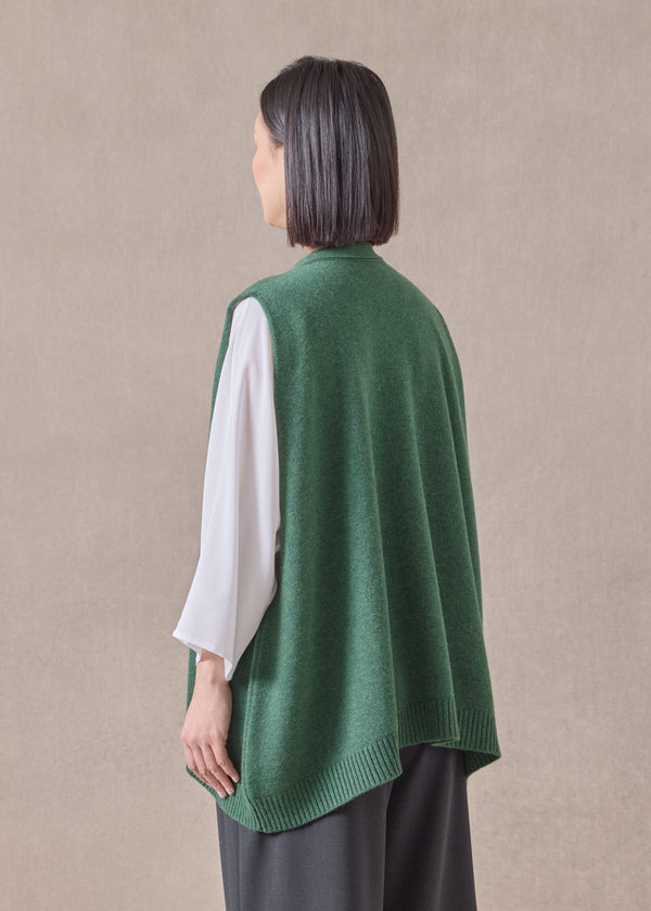 Eskandar Cashmere A-line Sleeveless V Neck Cardigan - Mid Plus