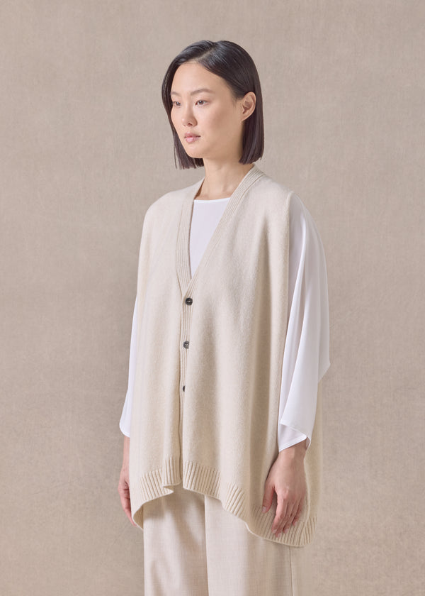 Eskandar Cashmere A-line Sleeveless V Neck Cardigan - Mid Plus