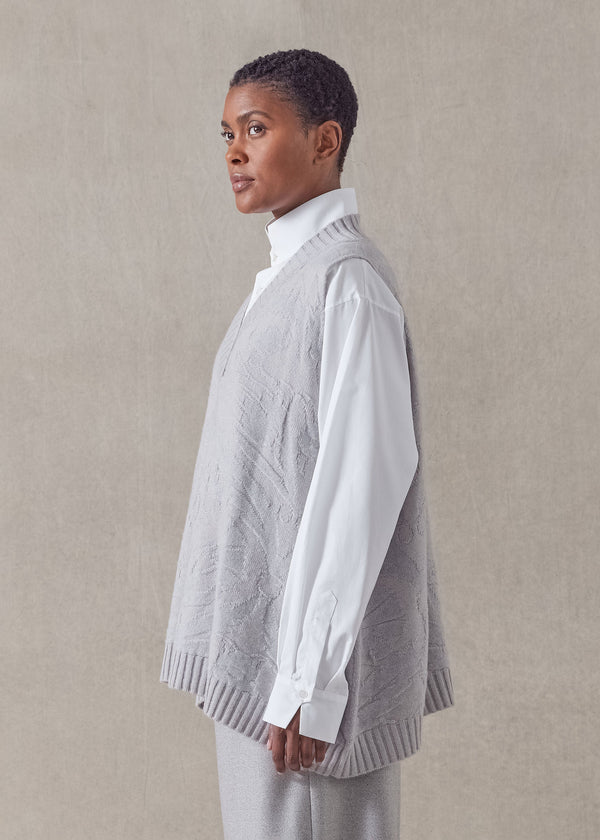 Eskandar Cashmere A-line Sleeveless V-neck - Mid Plus