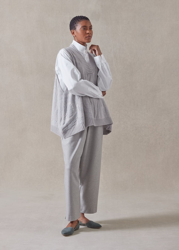 eskandar cashmere a-line sleeveless v-neck - mid plus