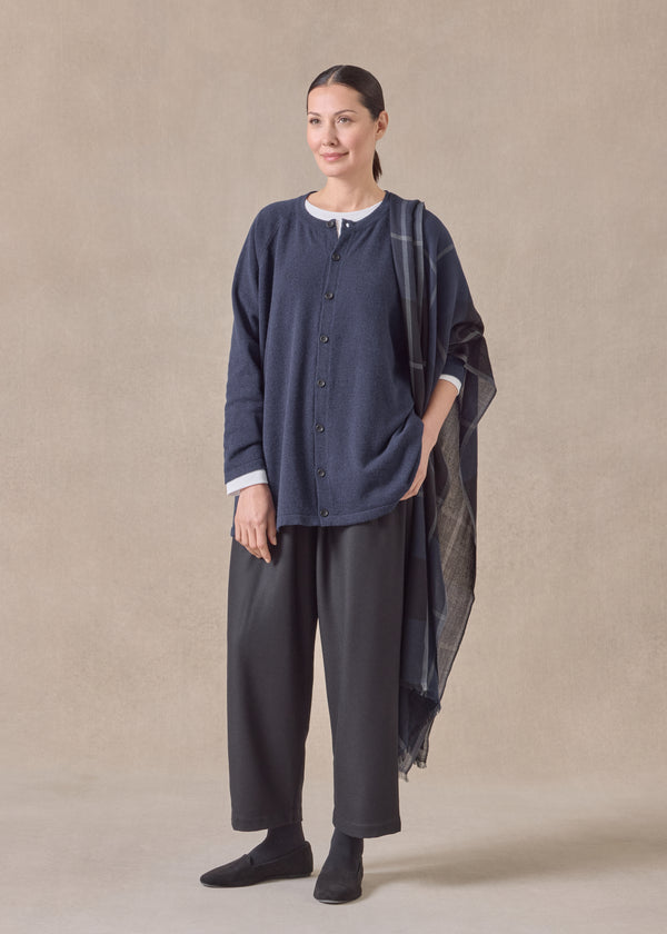 eskandar cashmere raglan sleeve round neck cardigan - long