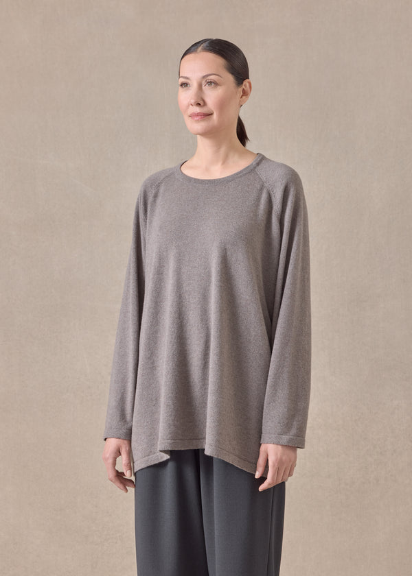 Eskandar Cashmere Raglan Sleeve Round Neck Sweater - Long