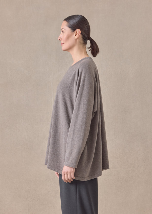 Eskandar Cashmere Raglan Sleeve Round Neck Sweater - Long