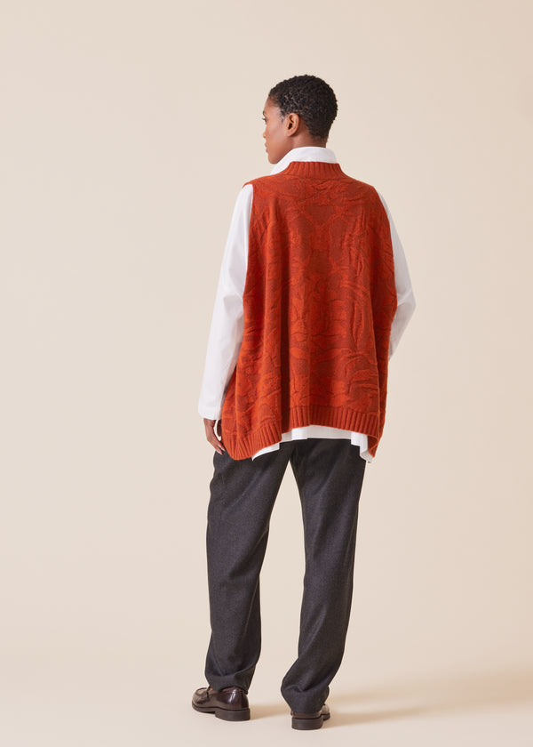 Eskandar Cashmere Sleeveless A-line V-neck Sweater - Mid Plus