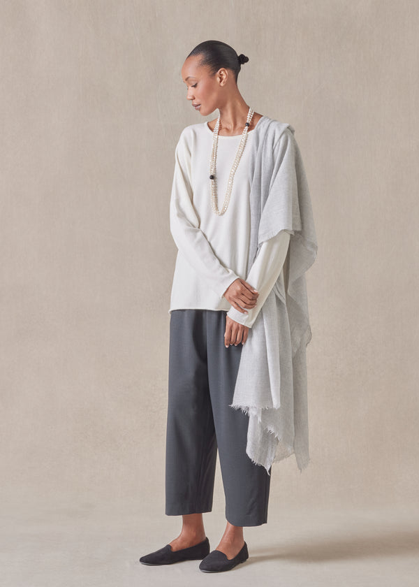 eskandar cashmere slim sleeve raw edge bateau neck sweater - mid plus