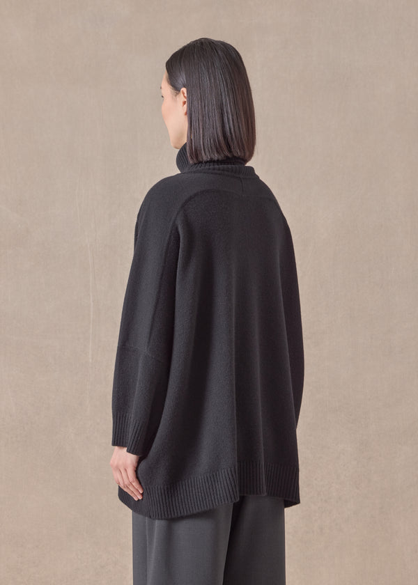 Eskandar Cashmere Sloped Shoulder Roll Neck Sweater - Long