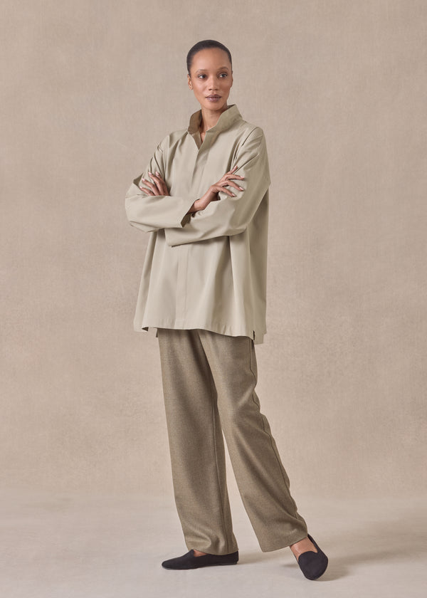 eskandar cotton slim a-line double stand collar shirt with stepped insert - long