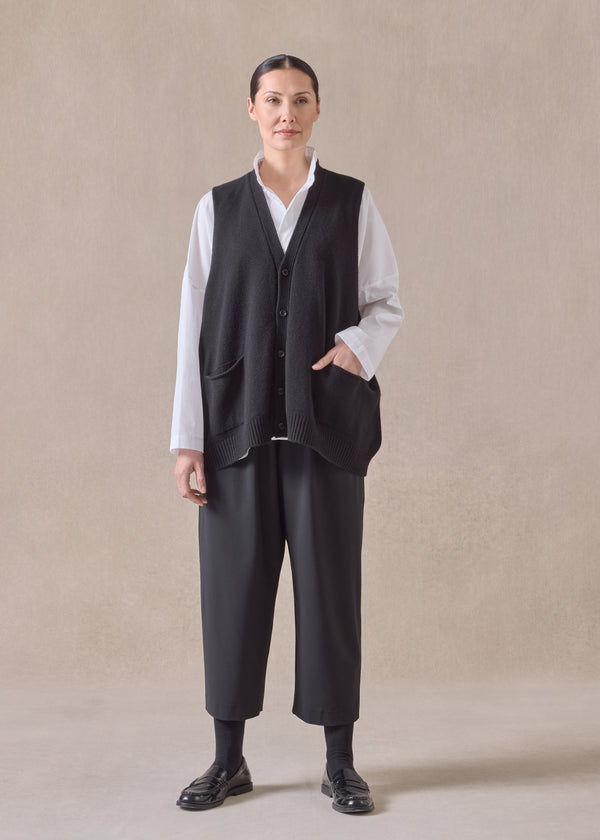 eskandar cashmere scoop armhole waistcoat - mid plus