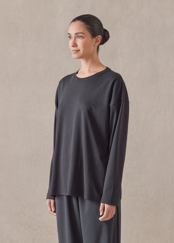 eskandar long sleeve smaller round neck - mid