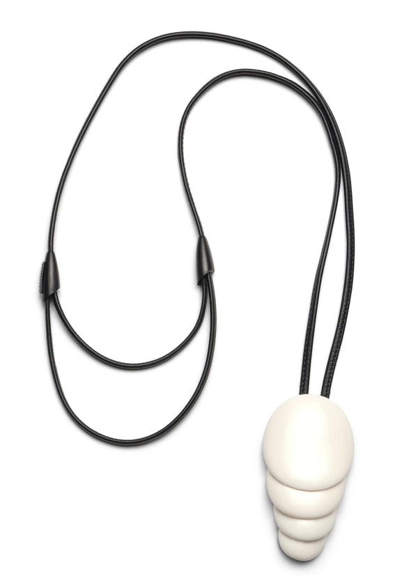 eskandar staggered four disc pendant