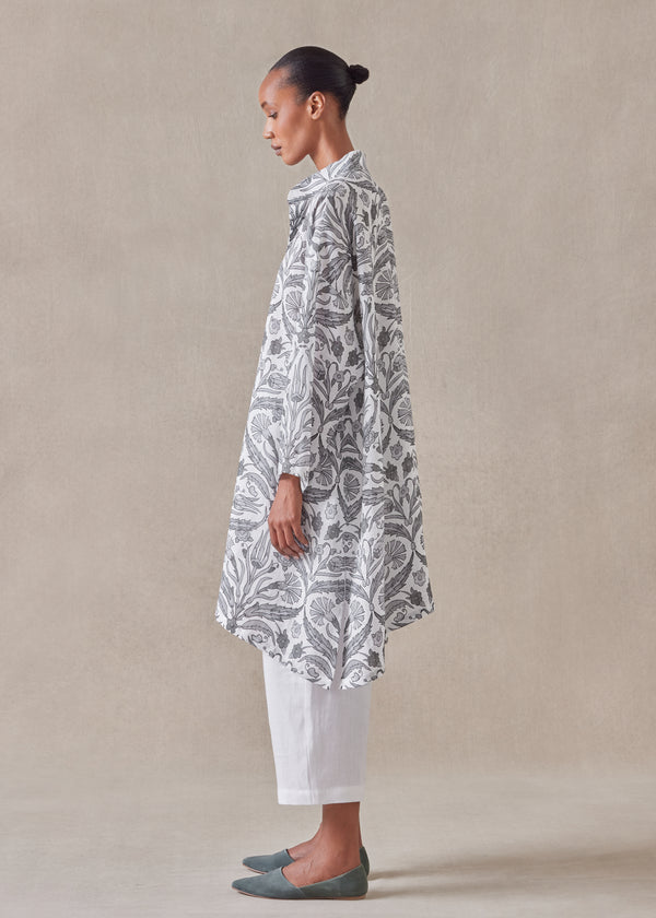 Eskandar Linen Wide A-line Collarless Shirt - Very Long With Slits