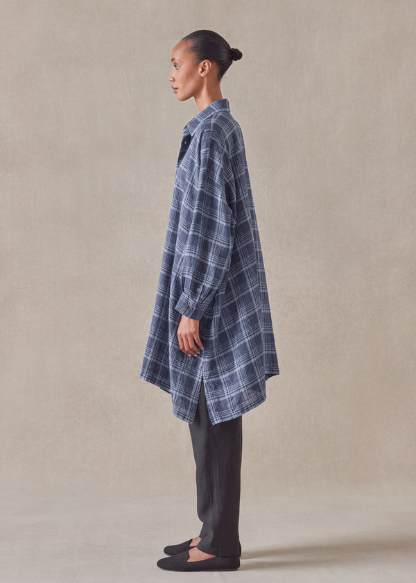 Eskandar Linen Wide A-line Shirt With Collar - Very Long With Slits