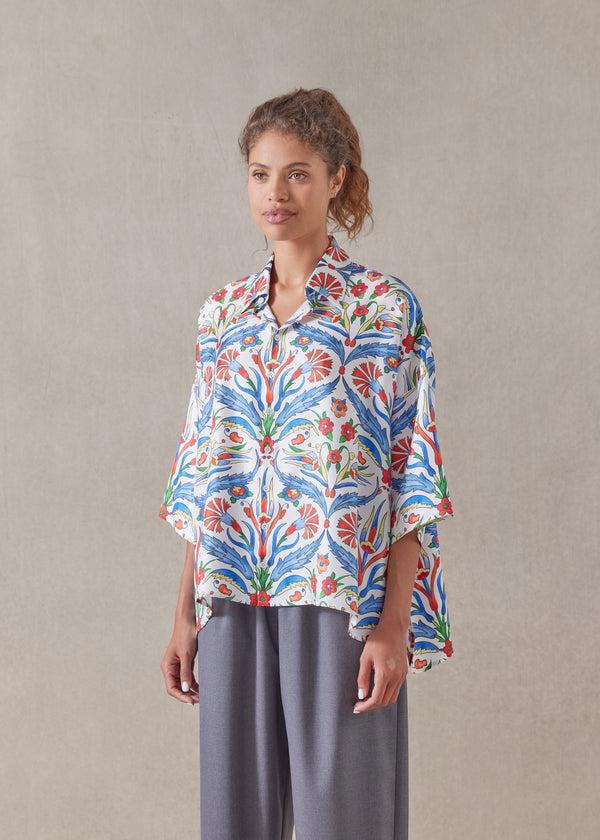 Eskandar Silk Sloped Shoulder Wide A-line Short Sleeve Shirt With Collar - Mid