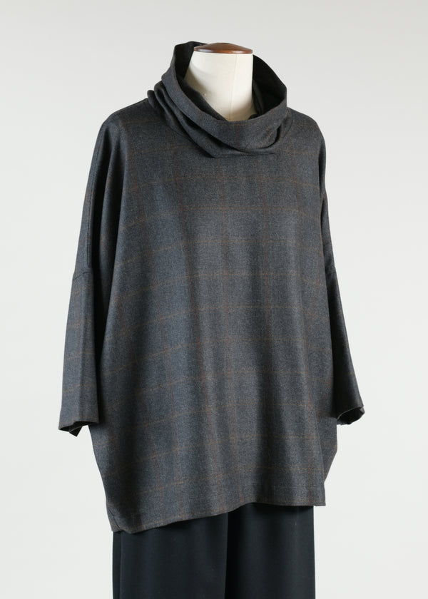 eskandar sloped shoulder monks top - long (3/4 sleeves)